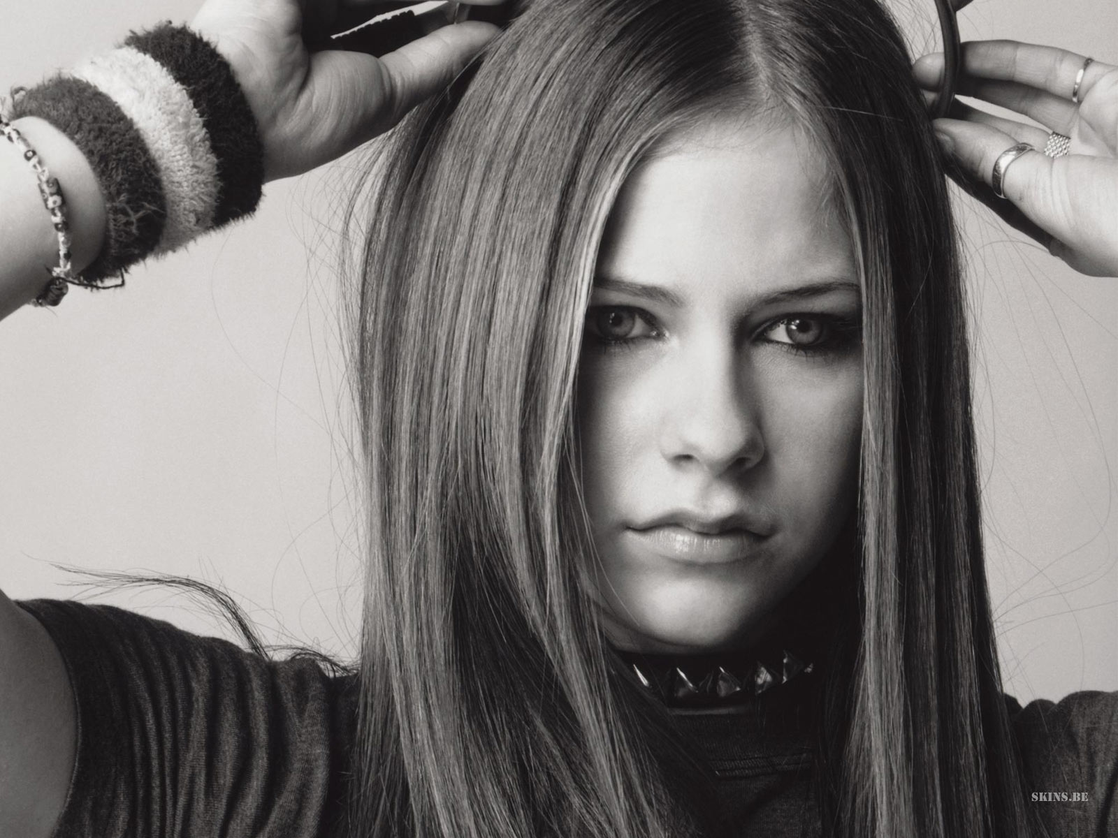 CONG COK: Famous Canadian Singer Avril Lavigne Unseen Hot Pics