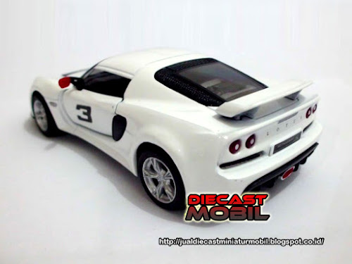 Lotus Exige White