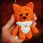 https://nelly-crochet-patterns.blogspot.com.es/2017/08/crochet-small-fox-pattern.html