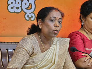 ಡಿಕೆಶಿ, ಪರಮೇಶ್ವರ್ ಮೇಲೂ ಕೇಸ್ ಇವೆ ಅವರನ್ನು ಯಾಕೆ ರೌಡಿಶೀಟರ್, ಗೂಂಡಾ ಕರೆಯಬಾರದು?: ಶಾಸಕಿ ಭಾಗೀರಥಿ ಮುರುಳ್ಯ ಪ್ರಶ್ನೆ