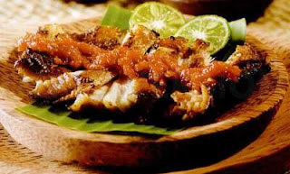 resep sambal ikan asap siram jeruk nipis pedas mantap tingkat dewa