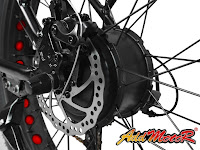 Disc brakes on Addmotor Motan M-550 P7 Fat-Tire E-Bike