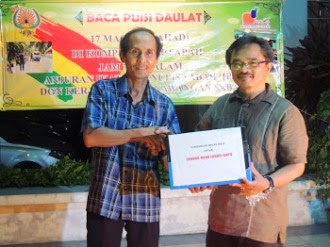 Baca Puisi Daulat