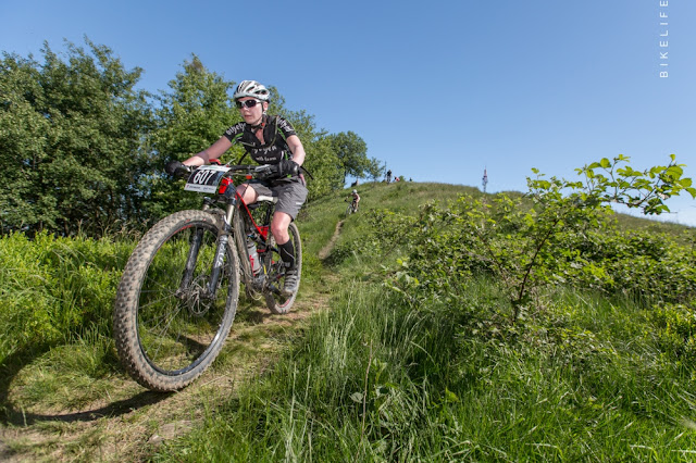 http://www.mtbtrophy.com/image/kdnbcbnsqxqp/1000/1000/fit/original/#.jpeg