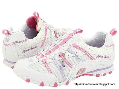 Mion footwear:CHESS135901