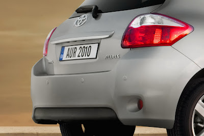 Facelifted 2010 Toyota Auris: All The Details, Full-Hybrid Version  Announced for July