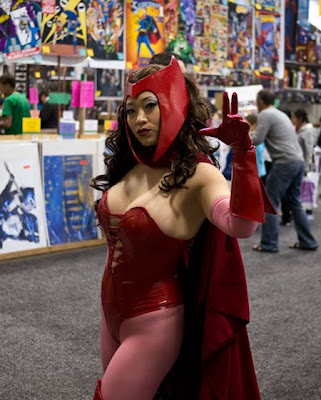 Hot Women Doing Cosplay