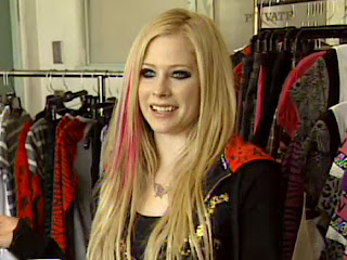 Avril Lavigne New Fashion