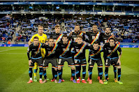 A. D. RAYO VALLECANO - Madrid, España - Temporada 2015-16 - Yoel, Llorente, Bebé, Manucho y Crespo; Embarba, Nacho, Trashorras, Montiel, Tito y Baena - R. C. D. ESPANYOL DE BARCELONA 2 (Abraham, Hernán Pérez) RAYO VALLECANO 1 (Bebé) - 07/03/2016 - Liga de 1ª División, jornada 28 - Barcelona, estadio de Cornellá-El Prat