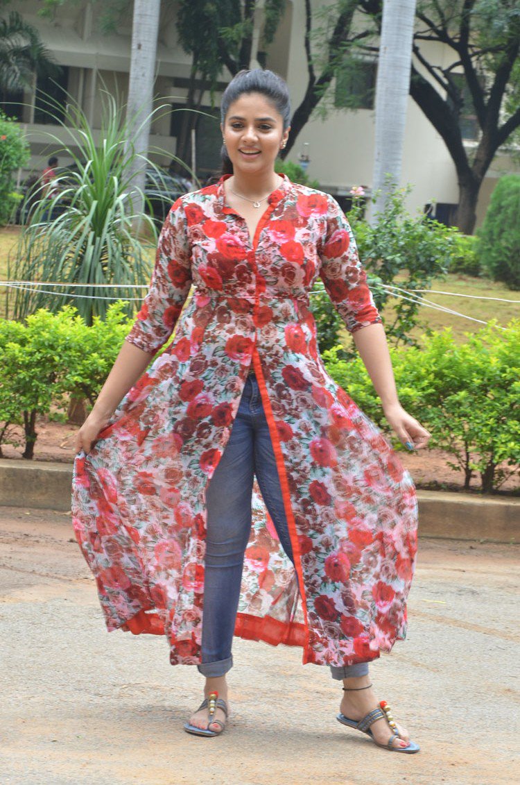 Actress Sreemukhi Latest Images