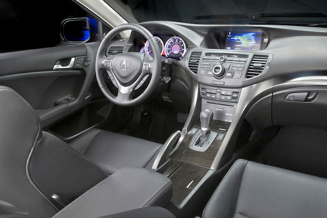 2012-Acura-TSX-Sport-Wagon-Interior-front
