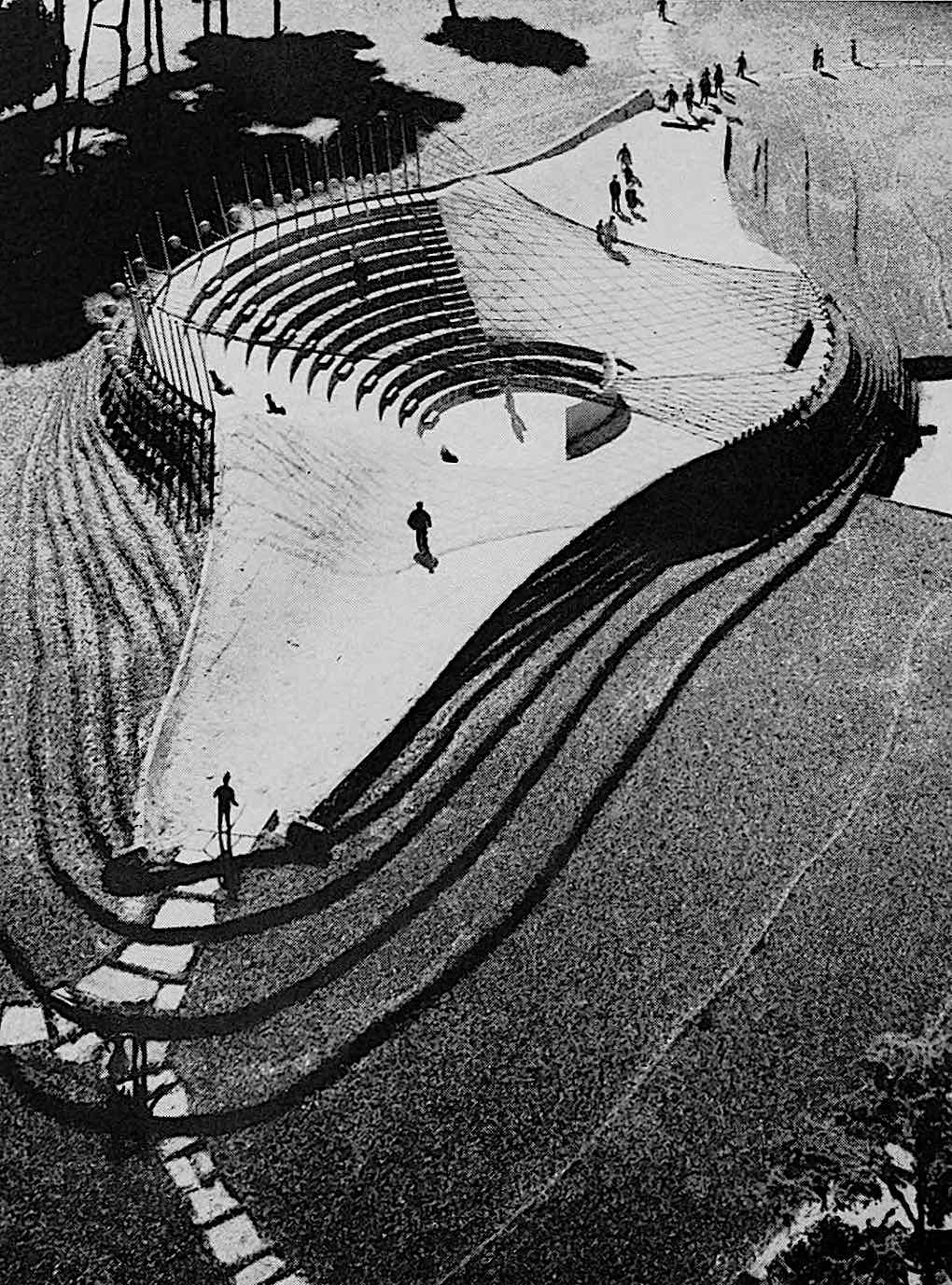 a 1960 music amphitheater