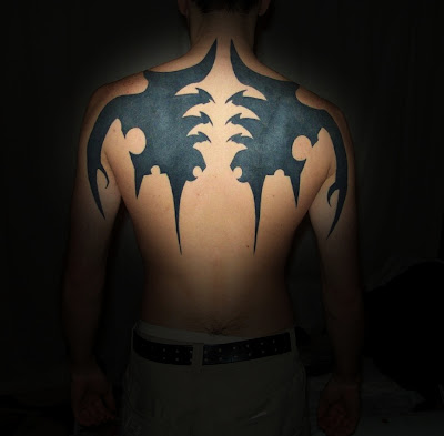 Source url:http://1st-tribaltattos.blogspot.com/2010/04/tribal-wings-tattoo. 