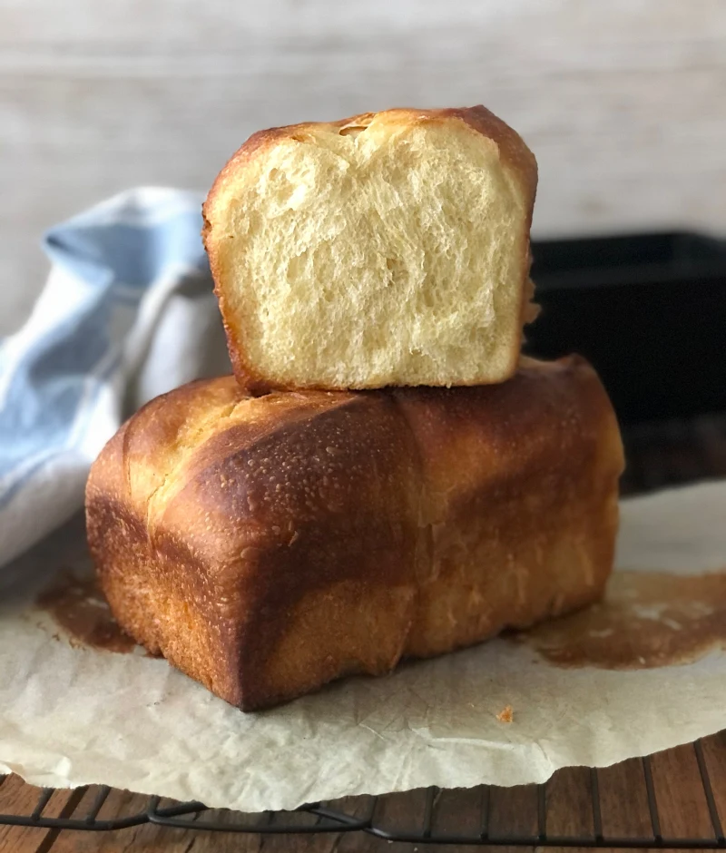 Brioche con aceite de oliva