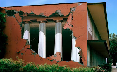 Amazing 3D Wall Murals From Around the World Seen On www.coolpicturegallery.us