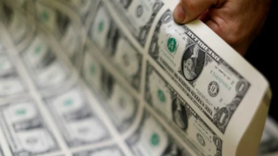 El dólar y Euro
