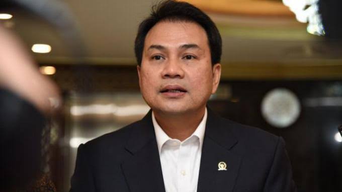 Pimpinan DPR Mengaku Hanya Cek Acak Draft Final UU Ciptaker