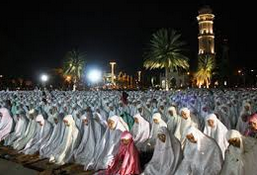 Teks Bacaan Bilal Shalat Tarawih dan Bilal Shalat Witir 