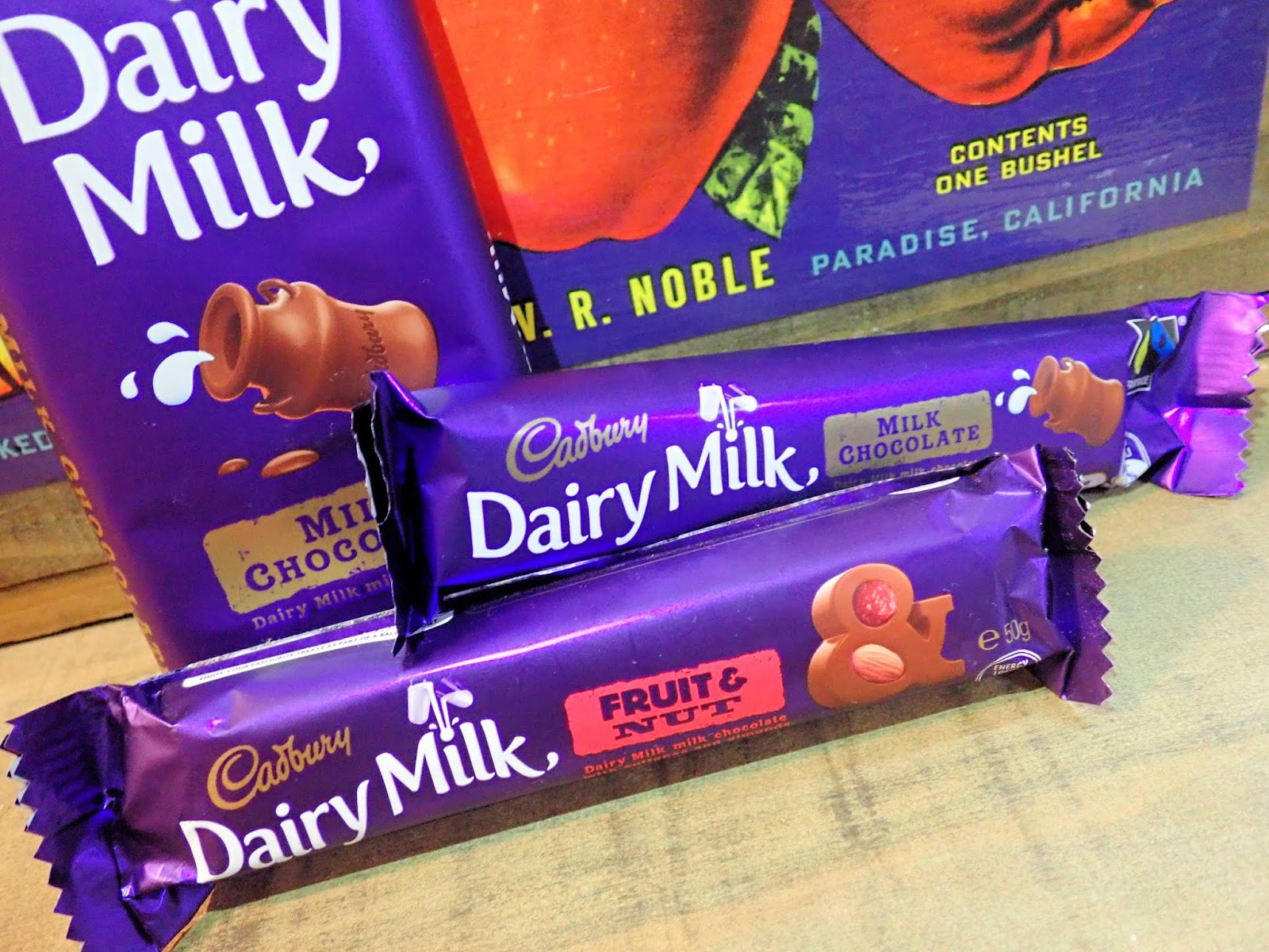 デイリーミルクチョコレート イギリス王室御用達のキャドバリーがおくる 生乳を使った絶品チョコ Sweets Of The World 世界のお菓子たち