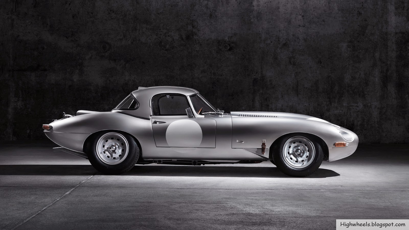 2014 Jaguar Lightweight E-Type_13