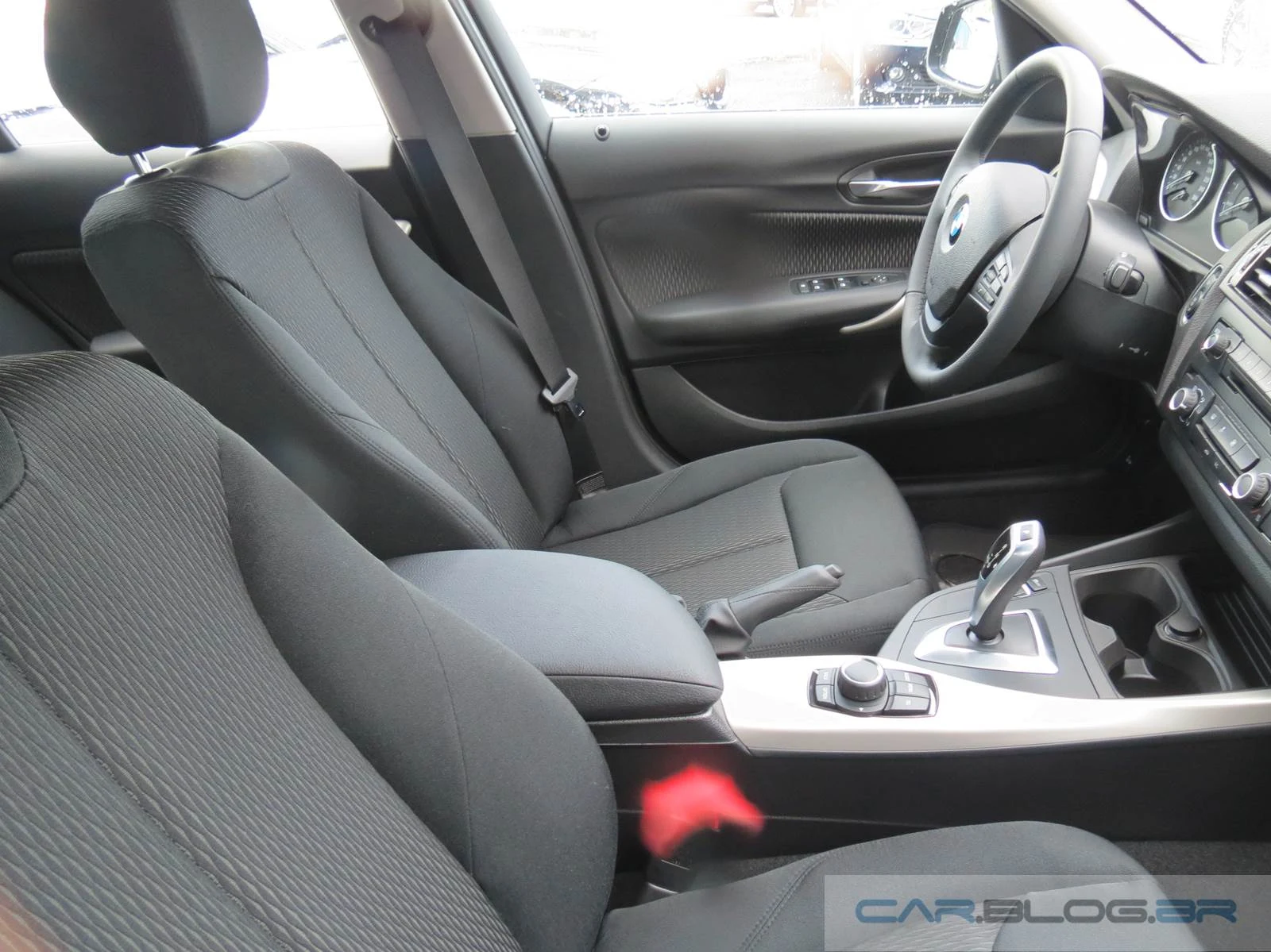BMW 116i 2015 - interior