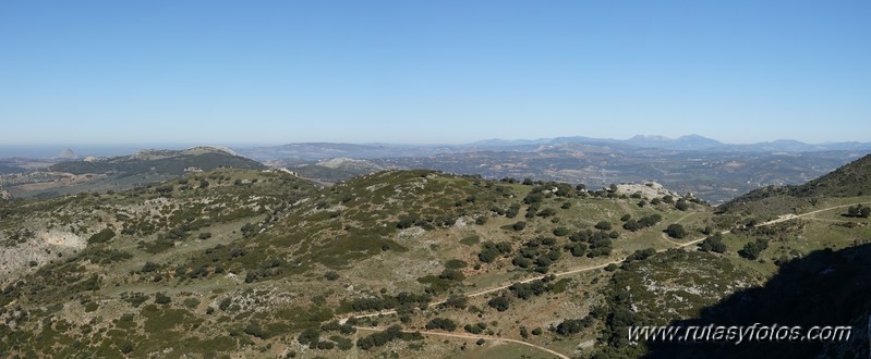 Crestería de la Peña Negra (Sierra del Co)