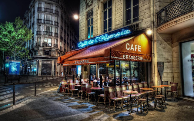 Cafe in Paris