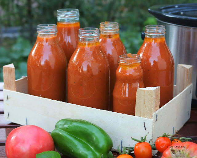 Conserva de tomate na slow cooker