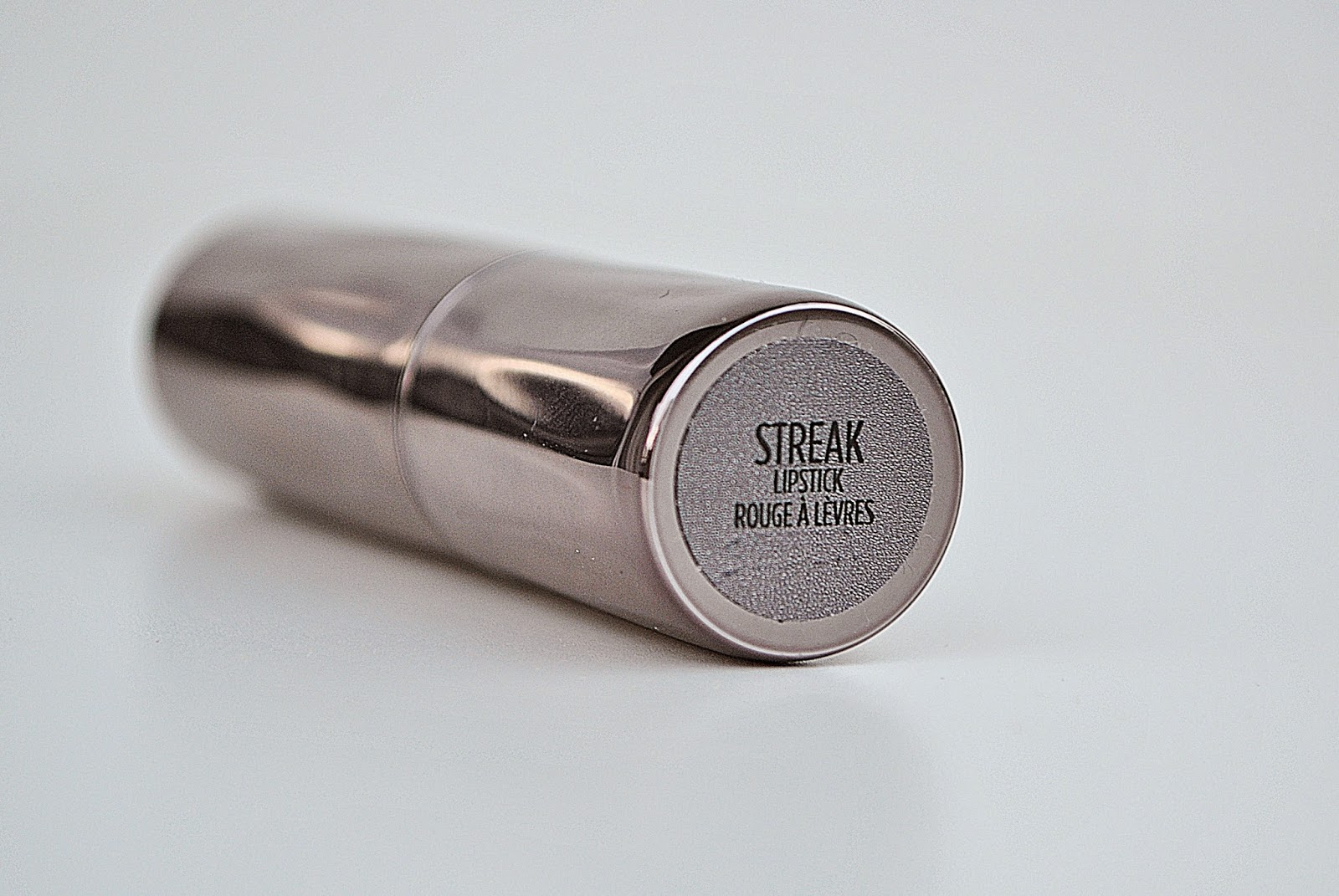 URBAN DECAY LIPSTICK - STREAK