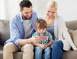 Kunci Harmoni Keluarga: Panduan Parenting Modern untuk Orang Tua Milenial