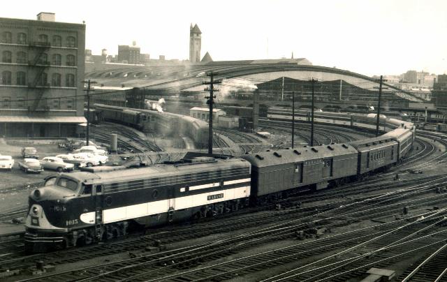 Wabash City of LKansas City departing St. Louis Union Station