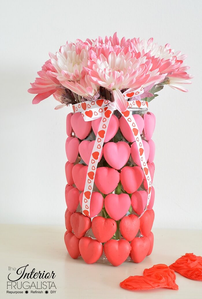 How to make a unique and inexpensive DIY Ombre Valentine Flower Vase, Valentine Candle Holder, or Valentine Candy Vase with heart shaped Mod Melts.