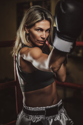 Boxing girl