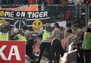 Agen Bola - Kepolisian Minta PT GTS Berikan Hukuman Tegas Untuk Kerusuhan Suporter Persija Jakarta