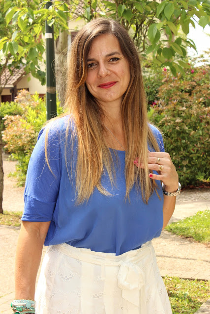 jupe blanche sézane, atelier 19 roses éternelles, les petites bulles de ma vie