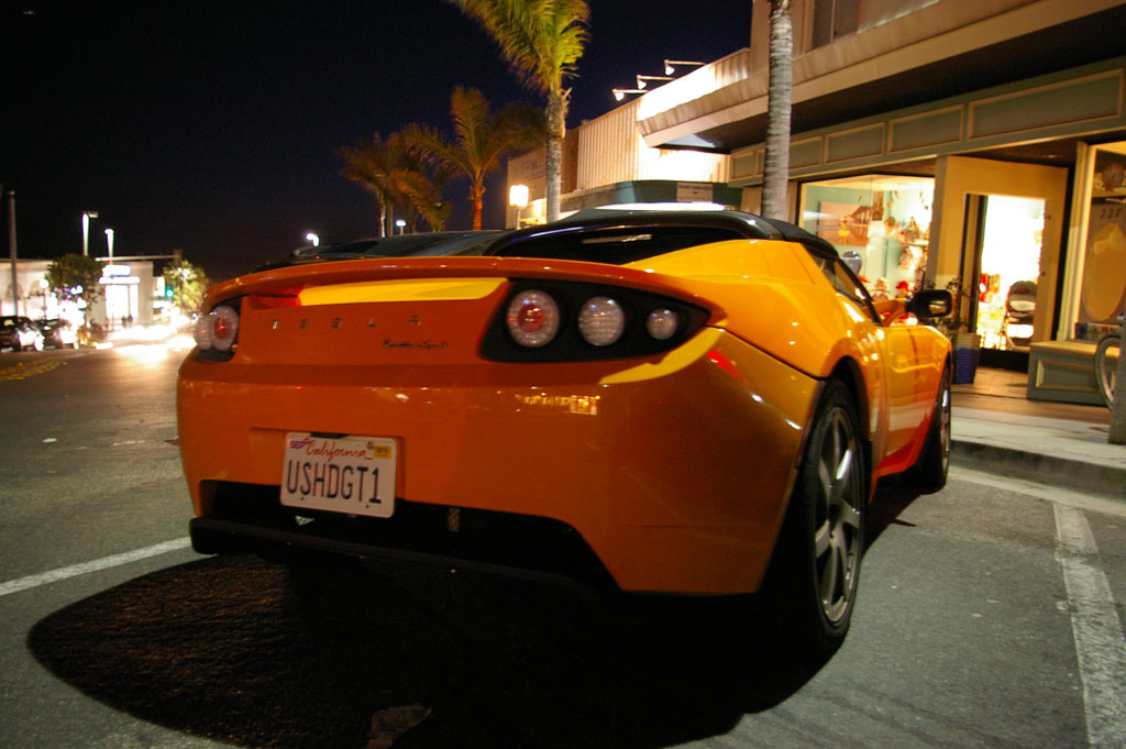 Tesla Roadster chillin