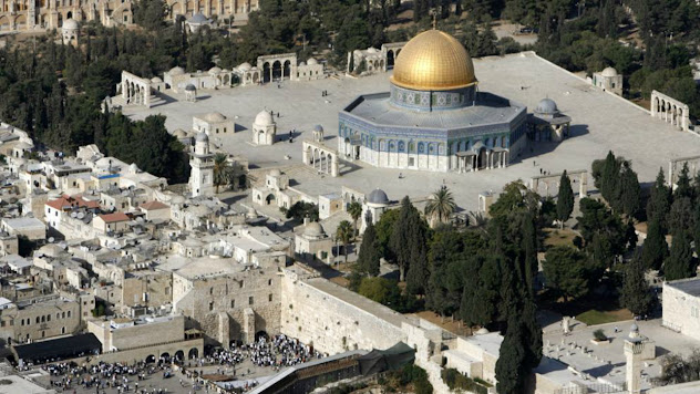 Israel prohíbe a clérigos musulmanes entrar a la mezquita de ...