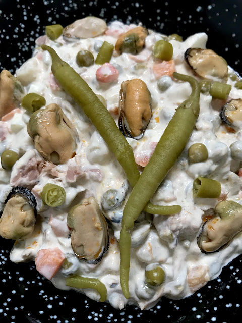 ENSALADILLA RUSA EXPRÉS con MEJILLONES. ¡Receta deliciosa en 5 minutos!