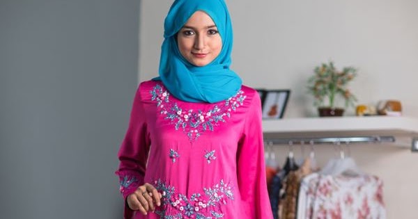 EfFASTorage: 21.1.13 - Jubah Muslimah Sulam Riben