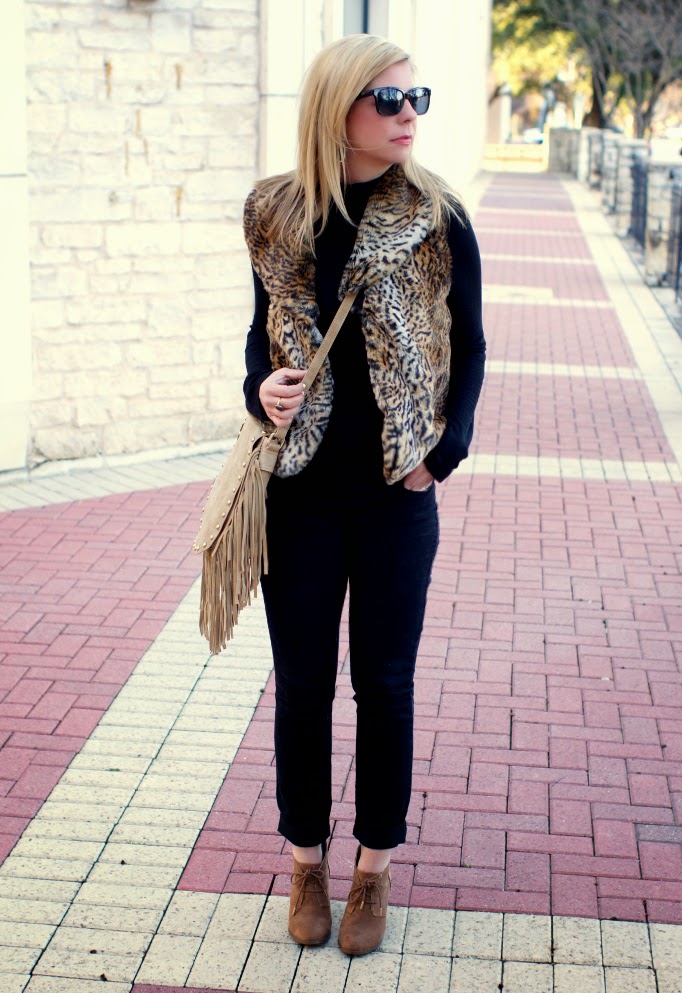 Black, tan and leopard outfit idea