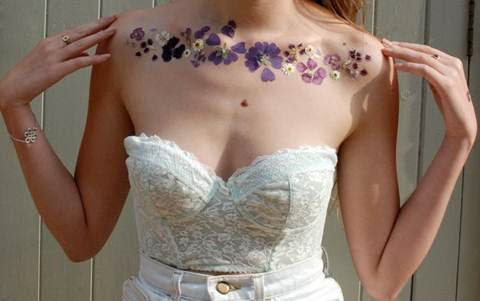 Unleash Your Inner Flower Child With These Lovely Dried Flower Tattoos