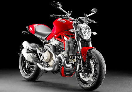 Ducati Monster 1200 Model 2014 (Foto 1). Majalah Otomotif Online