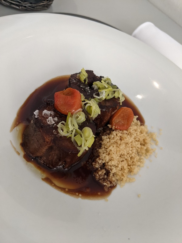 rabo de toro desguesado con cuscus del restaurante La Cocina de Manuel