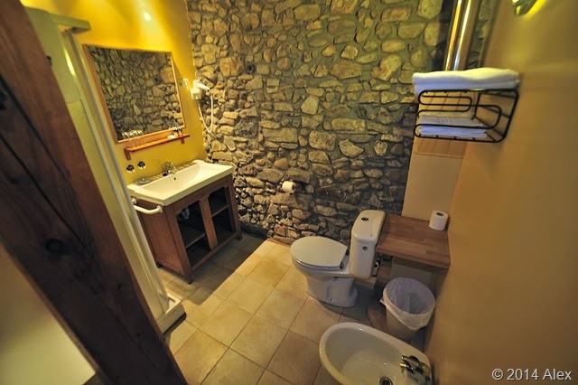 Baño habitación 06