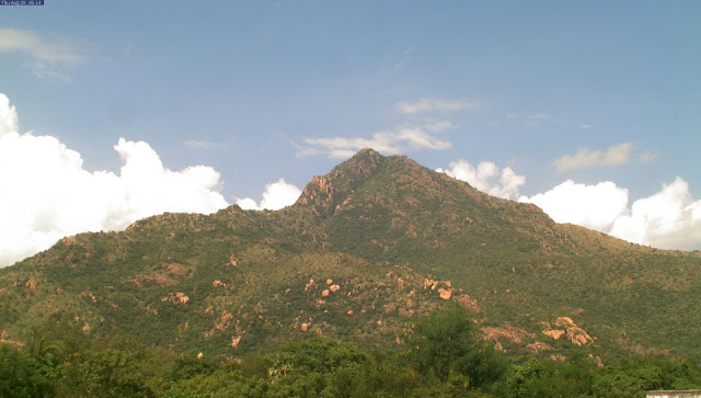 Beautiful Shiva-Parvati Arunachala Hill