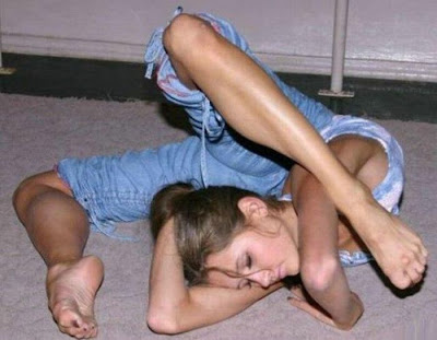 Super Flexible Babes Around The World Seen On www.coolpicturegallery.net