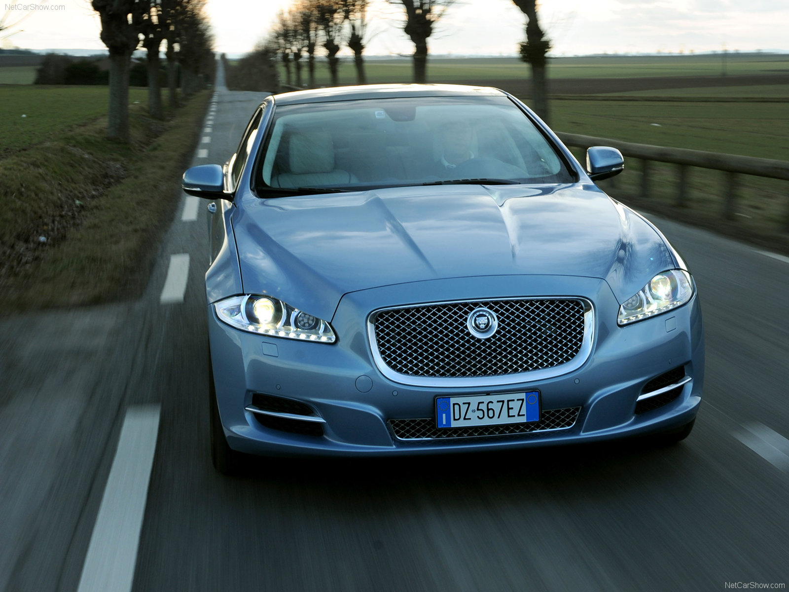 Wallpaper outlet wv Jaguar XJ 2010 1600x1200 wallpaper 29