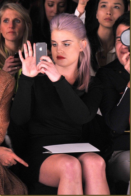 Fashion-star-Kelly-Osbourne-7