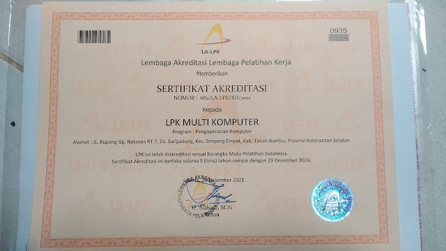 Sertifikat Akreditasi LKPK Multi Komputer 2021-2026