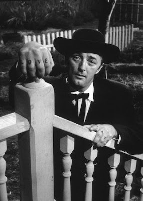 The Night of the Hunter - Robert Mitchum